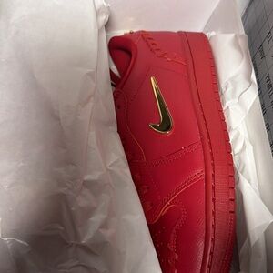 Air 1 Jordan Red Sneakers